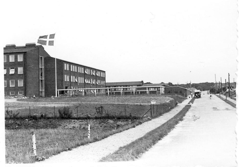 Nærumgårdskolen ved indvielsen i 1950